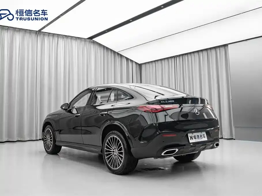 Mercedes-Benz GLC Coupe 2025 GLC 300 4MATIC Coupe SUV фото 11