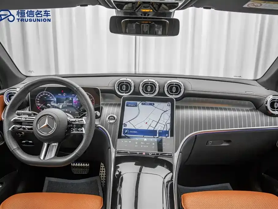 Mercedes-Benz GLC Coupe 2025 GLC 300 4MATIC Coupe SUV фото 13