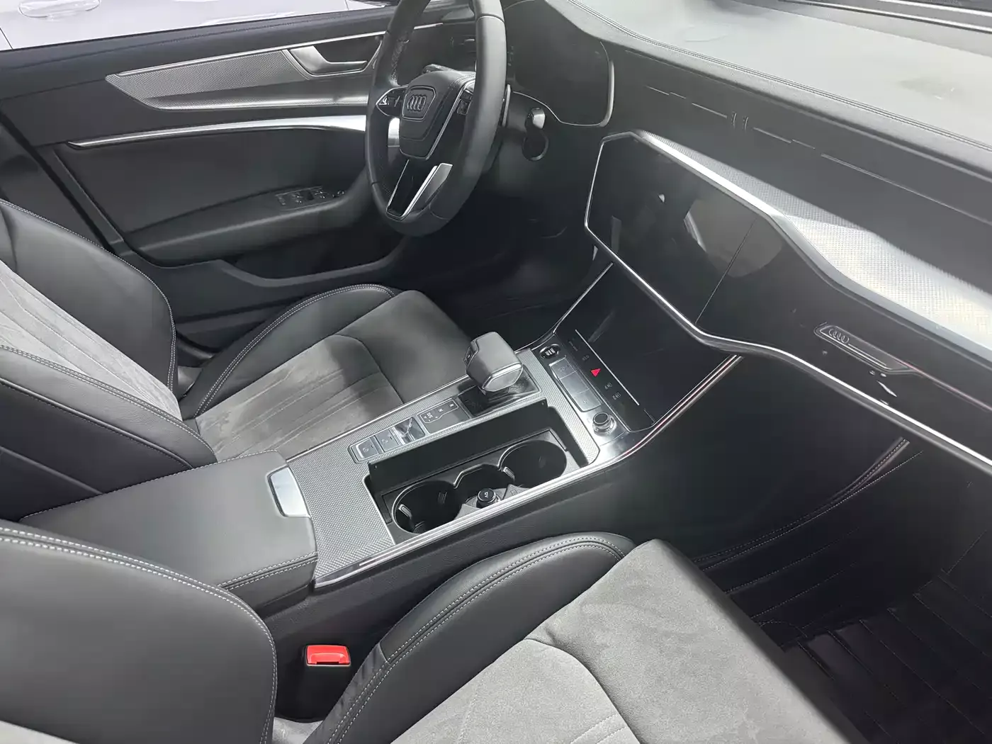 Audi A6L 2024 45 TFSI Premium Dynamic фото 4