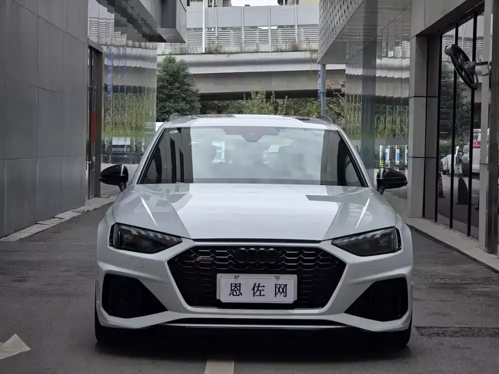 Audi RS 4 2024 RS4 Avant Ignition Edition фото 2