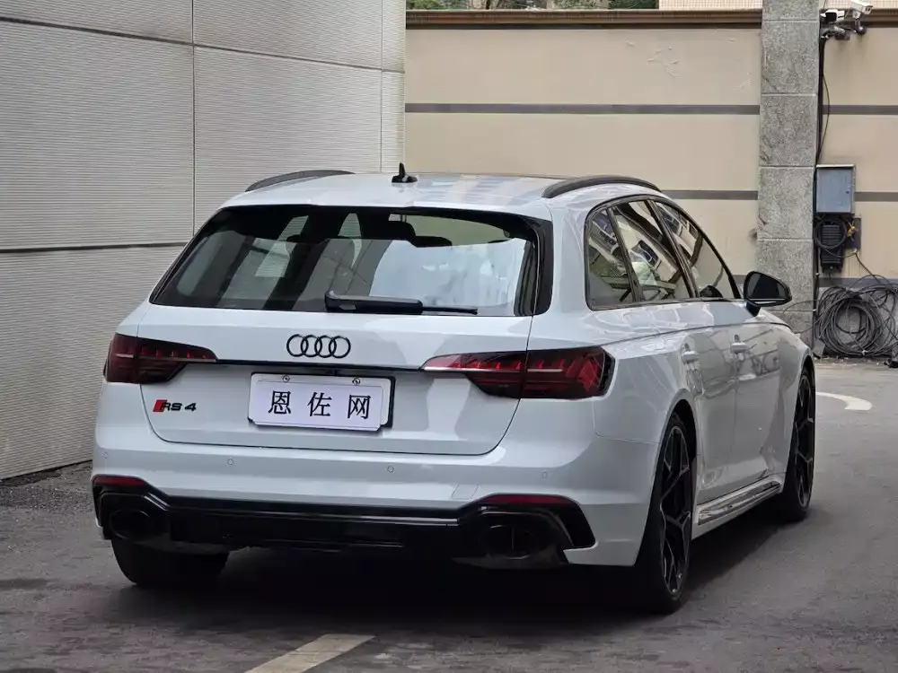 Audi RS 4 2024 RS4 Avant Ignition Edition фото 10