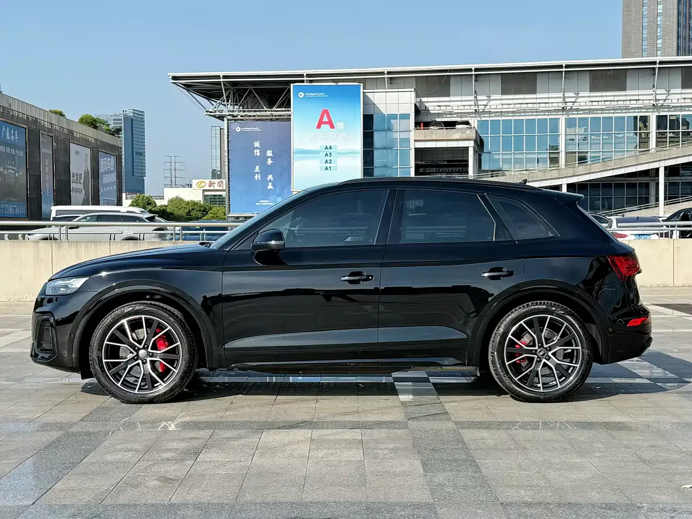 Audi SQ5 2021 3.0 TFSI quattro фото 5