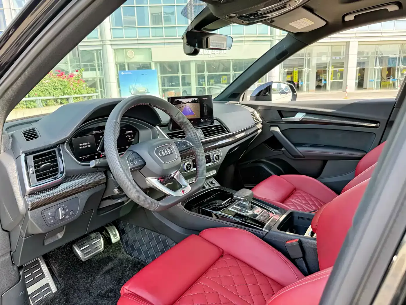 Audi SQ5 2021 3.0 TFSI quattro фото 6