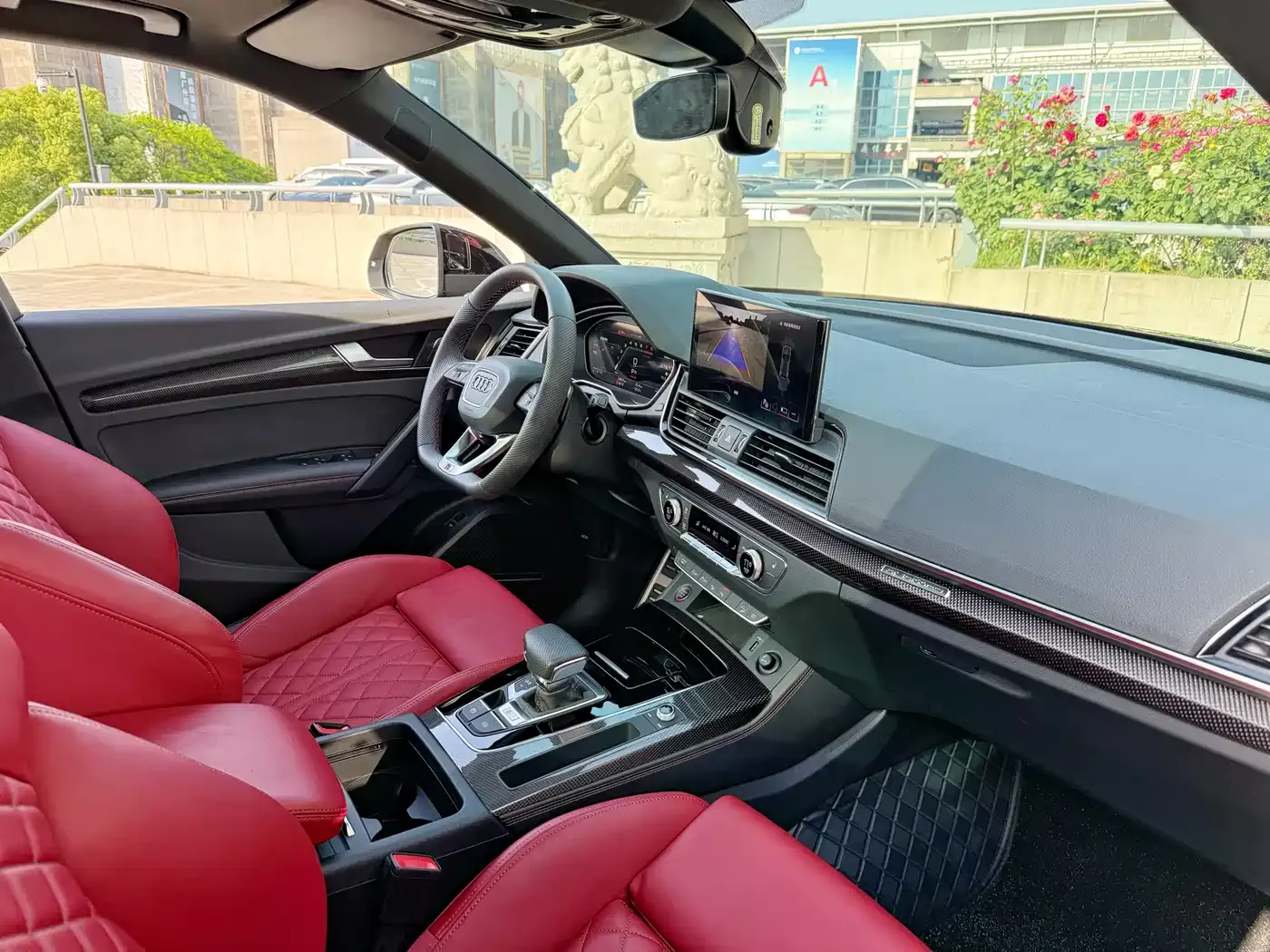 Audi SQ5 2021 3.0 TFSI quattro фото 9
