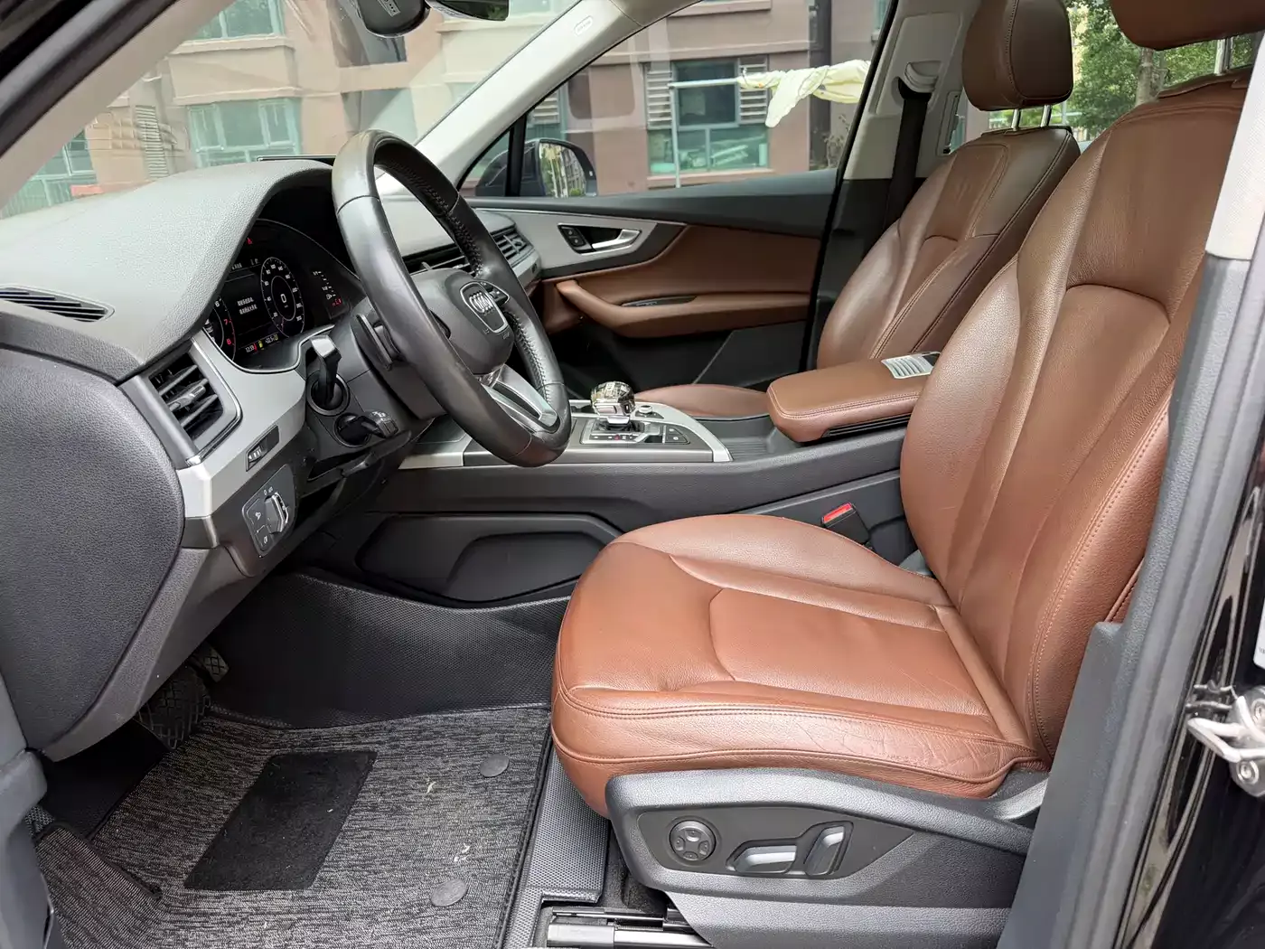 Audi Q7 2018 40 TFSI Comfort фото 4