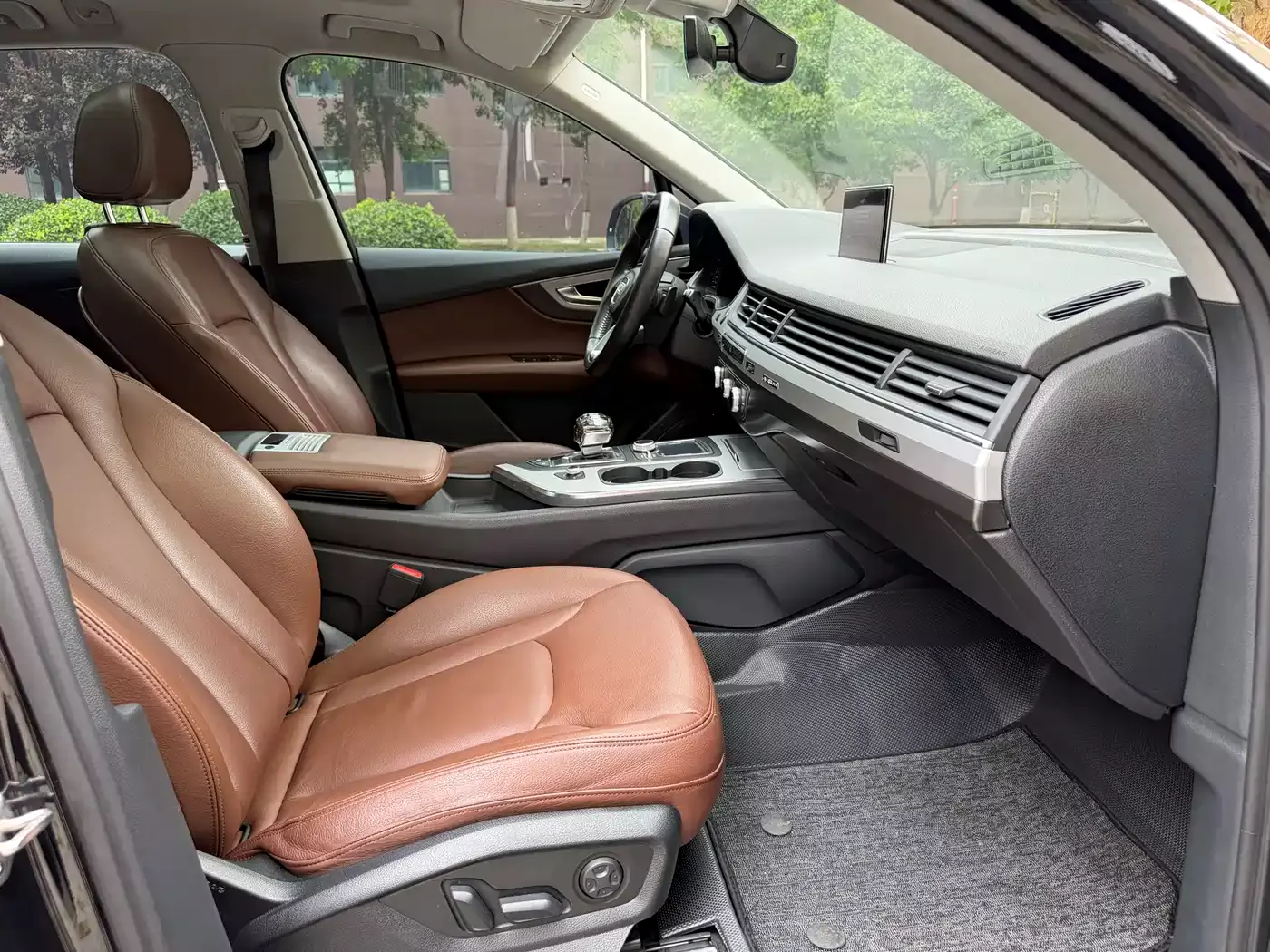 Audi Q7 2018 40 TFSI Comfort фото 11