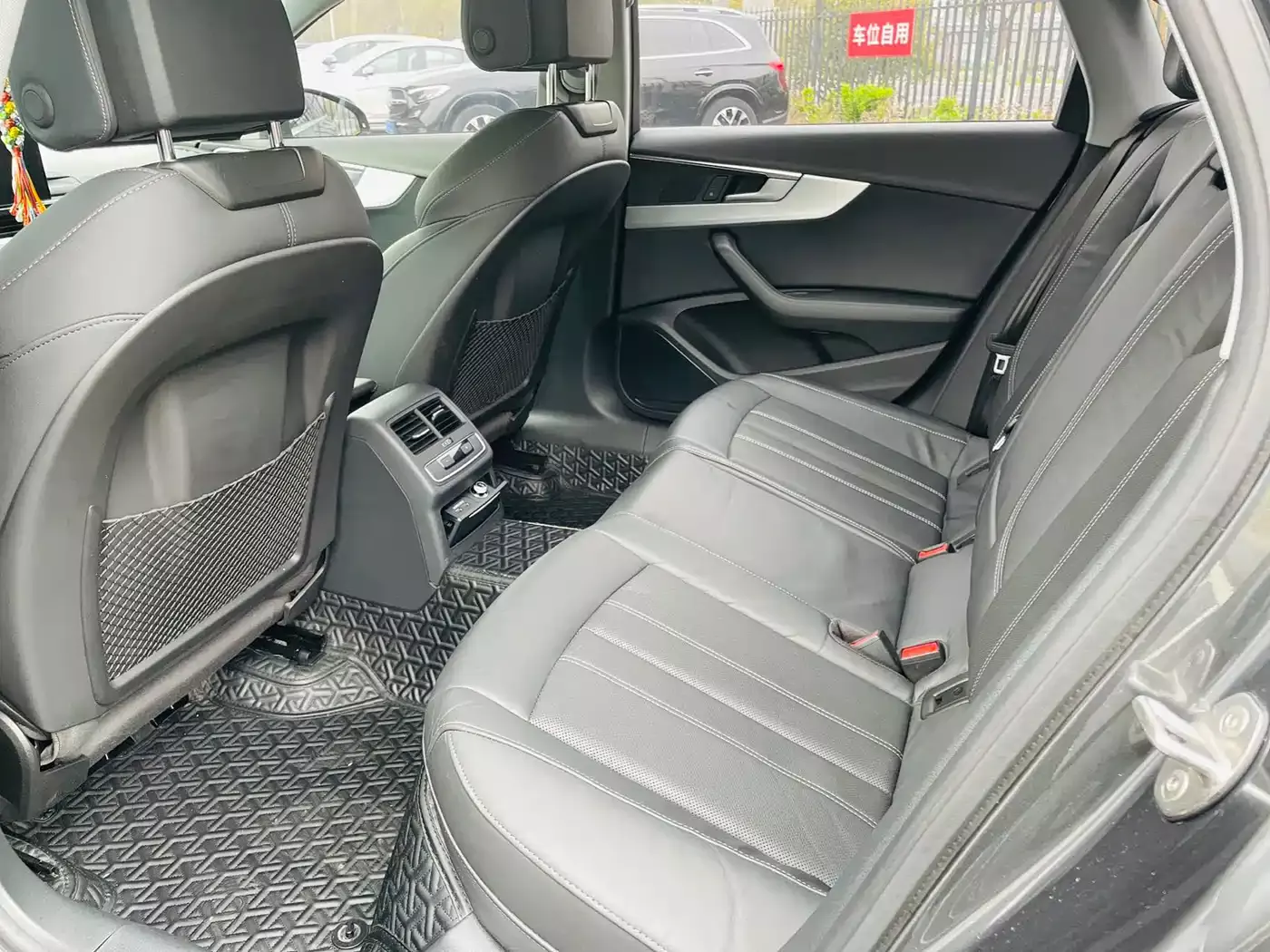 Audi A4L 2020 40 TFSI Luxury Dynamic фото 5