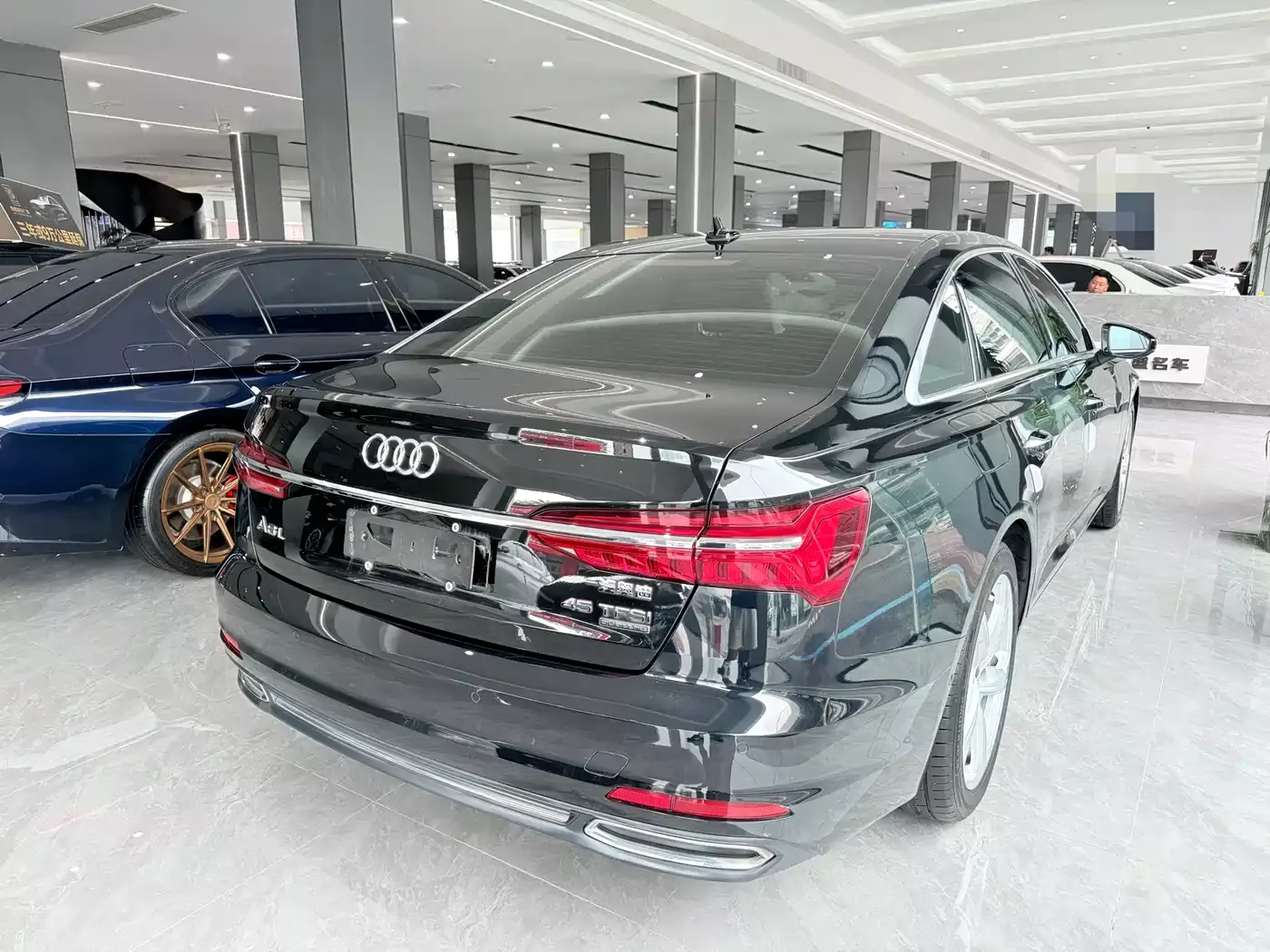 Audi A6L 2019 45 TFSI quattro Premium Elegance фото 8