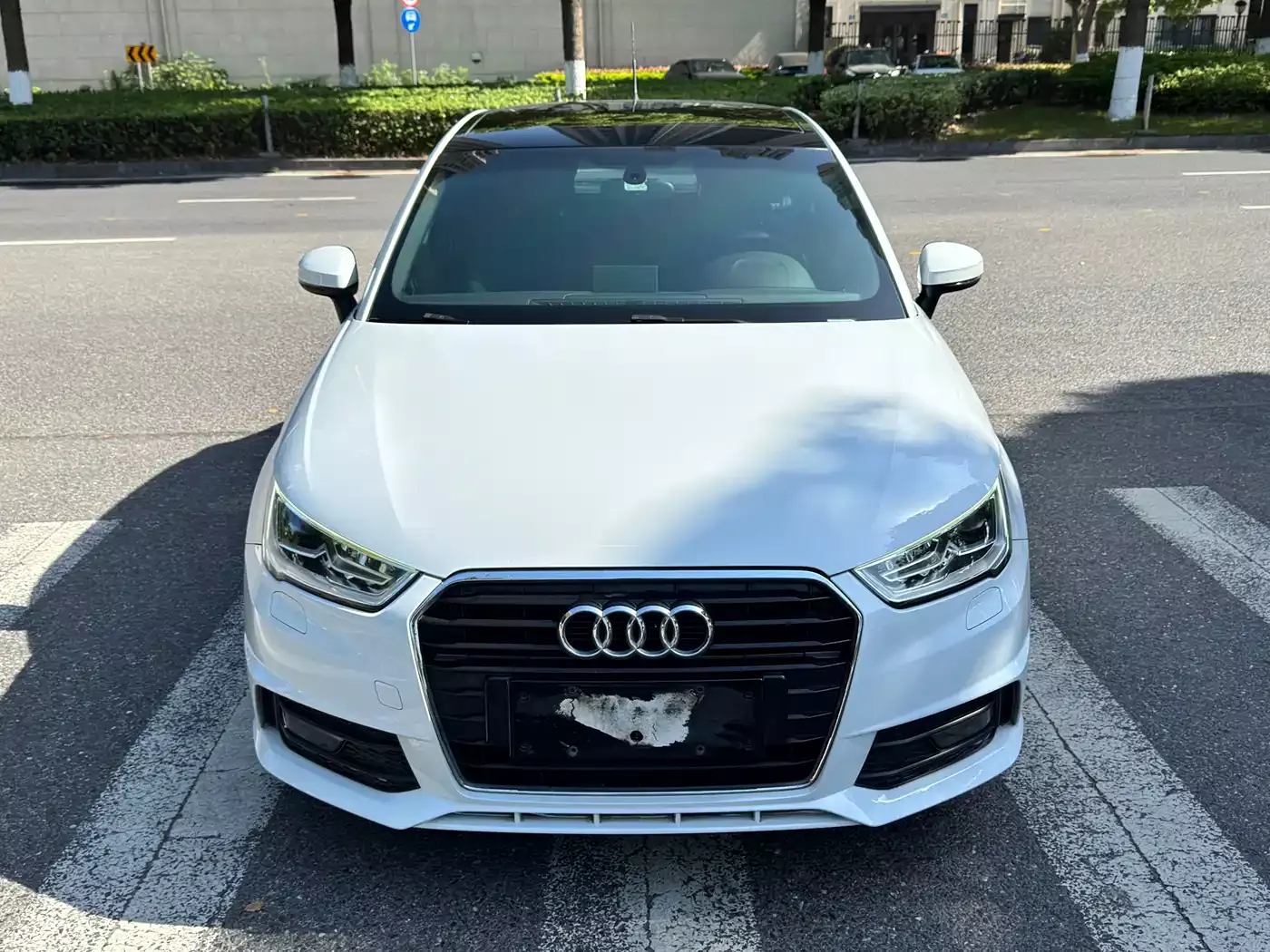 Audi A1 2016 30 TFSI Sportback S Line Sport Edition фото 2