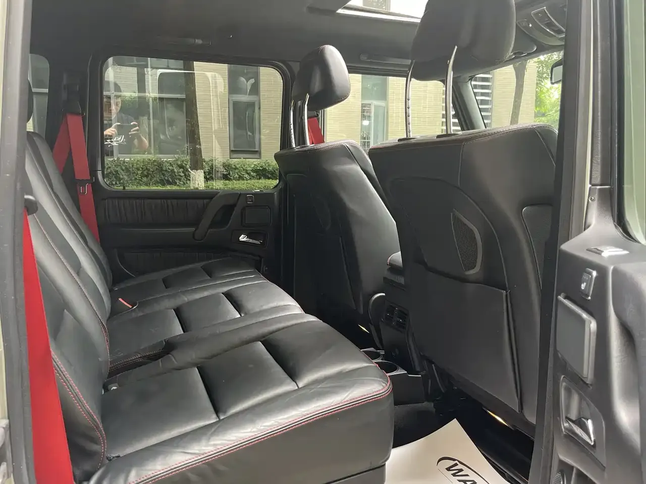 Mercedes-Benz G-Class 2018 G 500 designo Masterpiece Collector's Edition фото 10