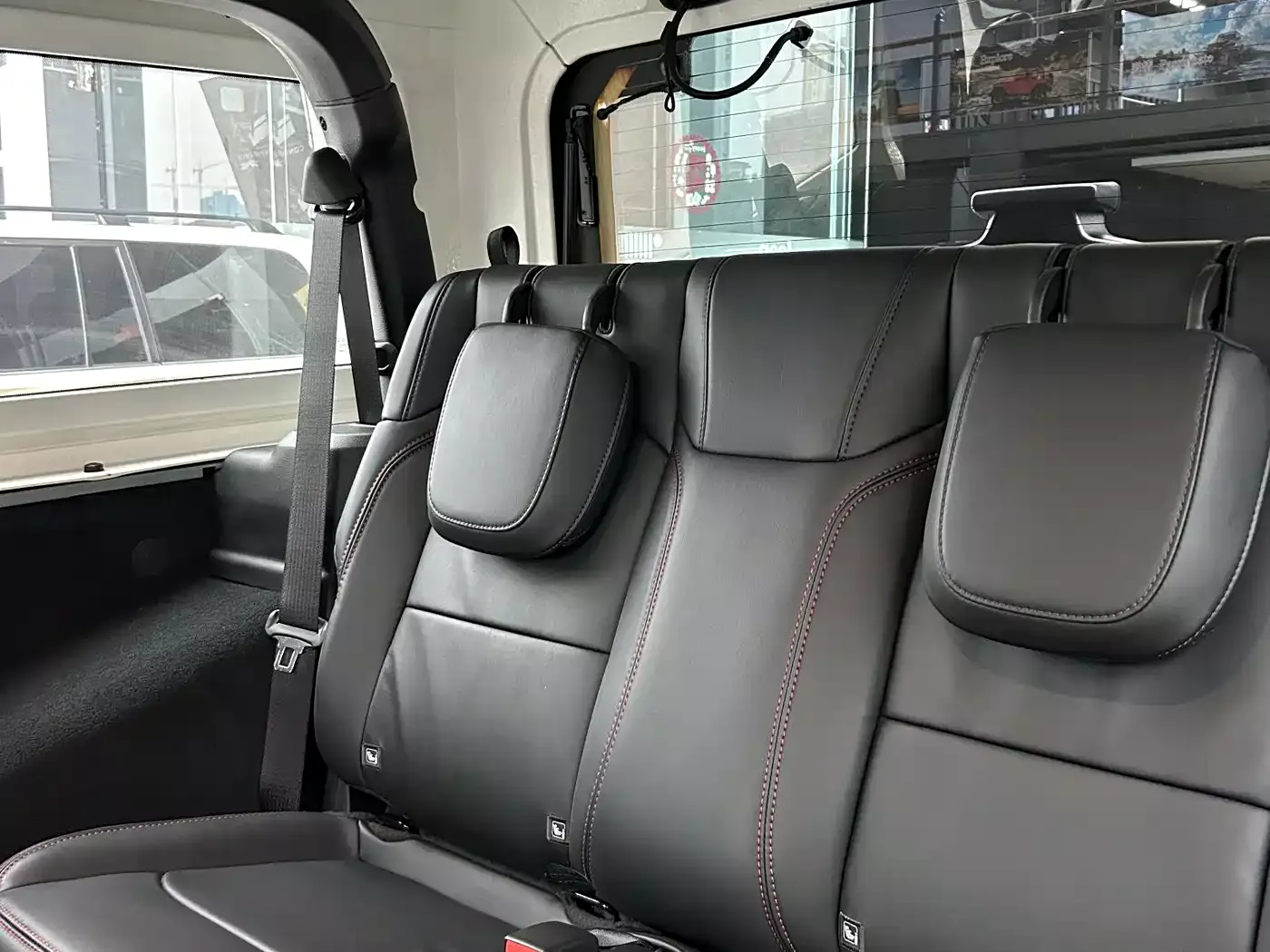 Jeep Wrangler 2024 2.0T Rubicon 2-door фото 7