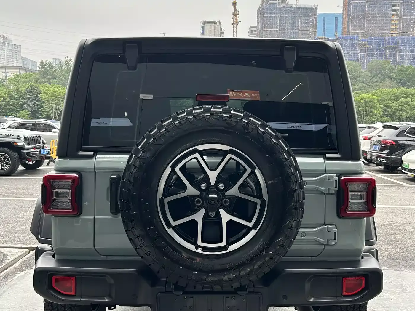 Jeep Wrangler 2024 2.0T Rubicon 2-door фото 15