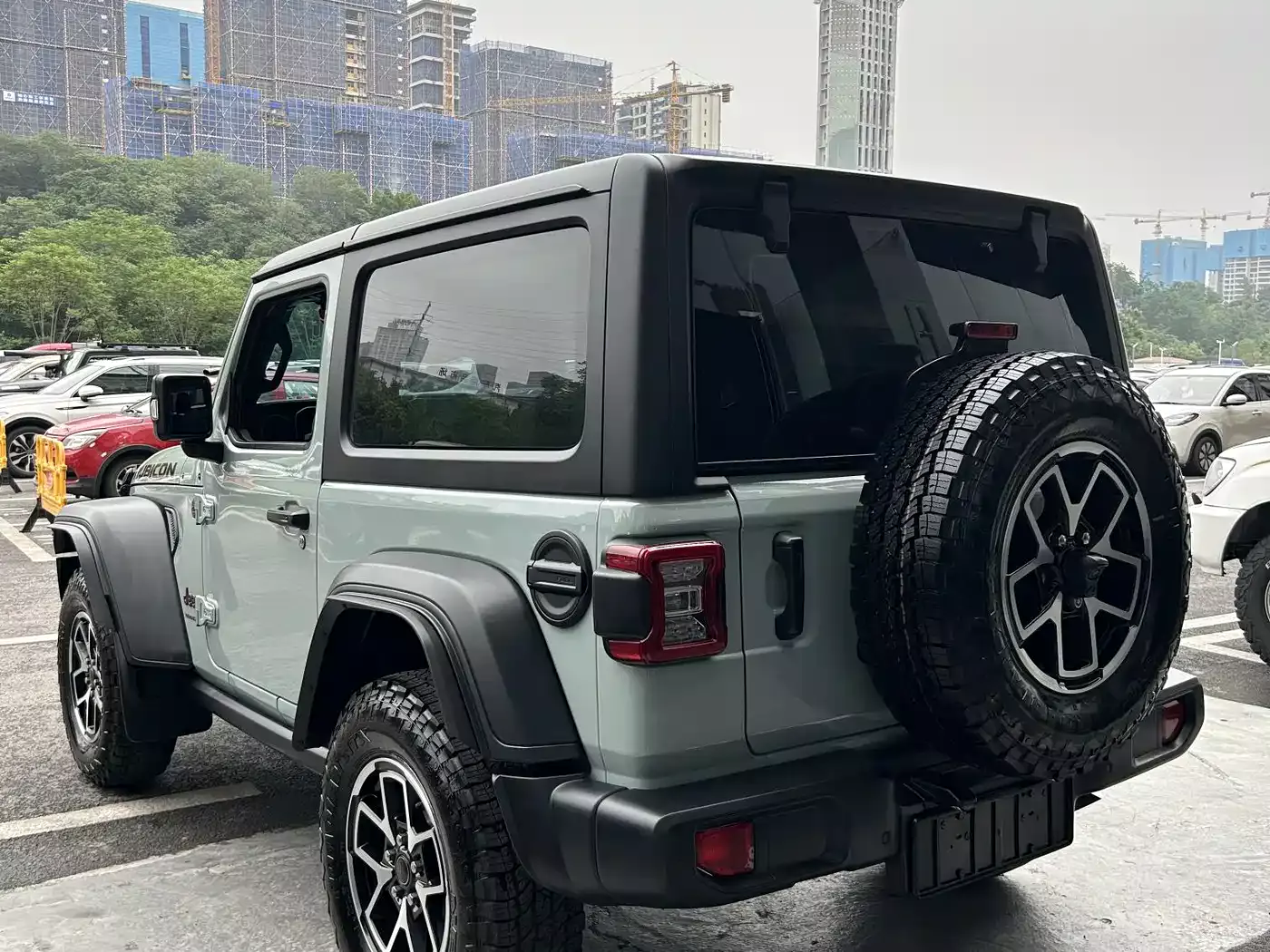 Jeep Wrangler 2024 2.0T Rubicon 2-door фото 16