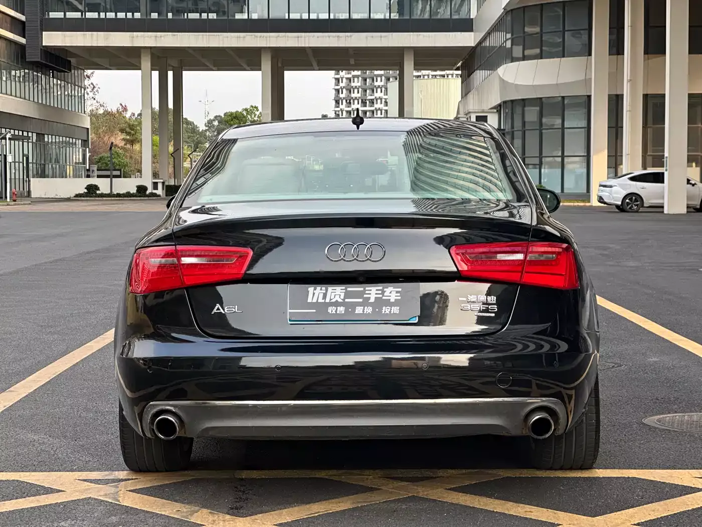 Audi A6L 2012 35 FSI quattro Luxury фото 8
