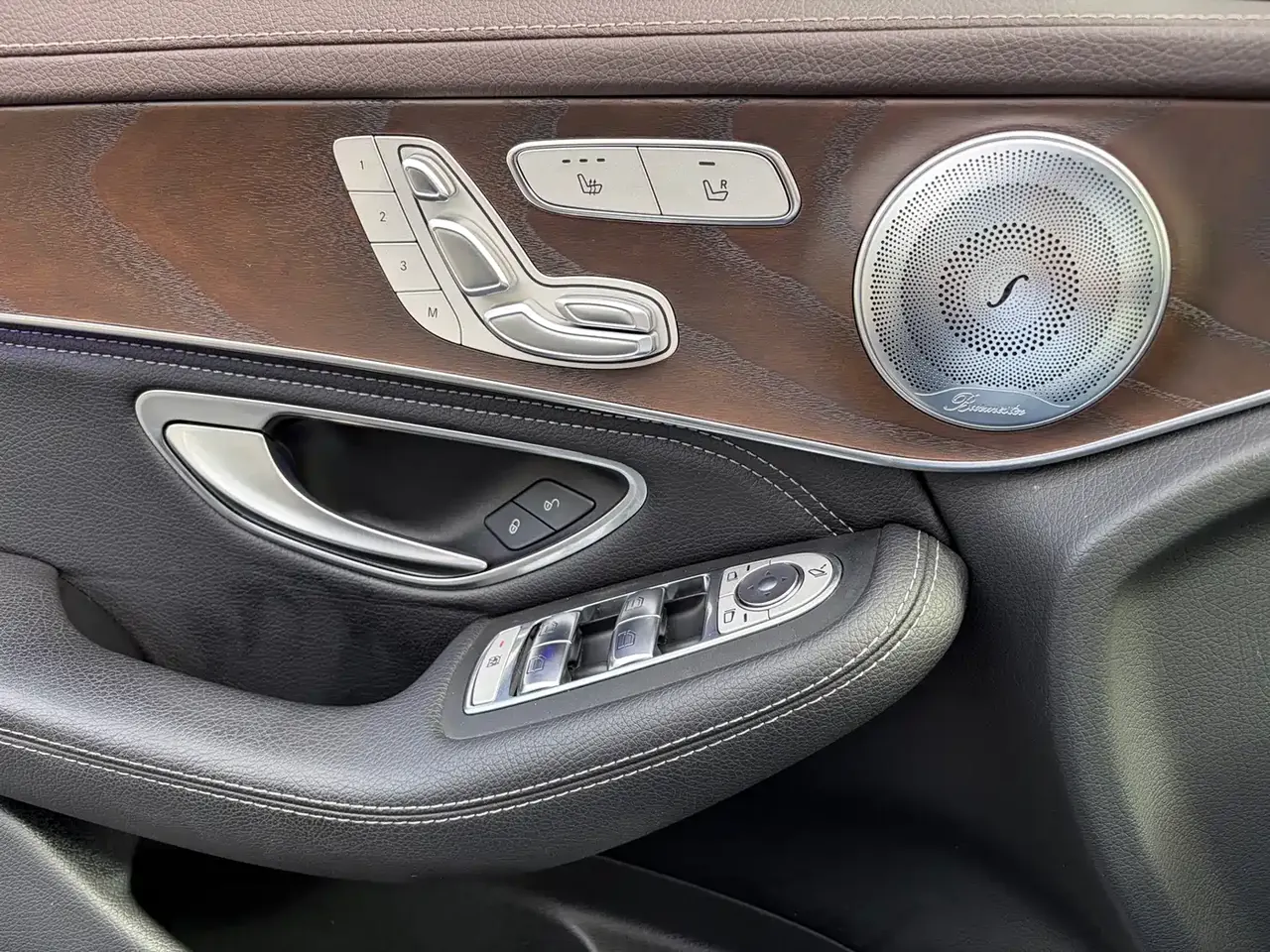 Mercedes-Benz GLC 2020 GLC 300 L 4MATIC Dynamic фото 5
