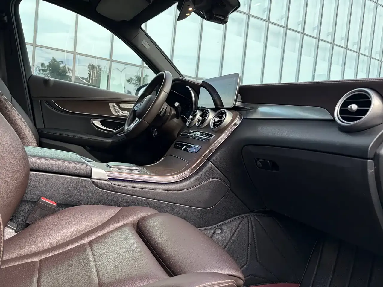Mercedes-Benz GLC 2020 GLC 300 L 4MATIC Dynamic фото 13