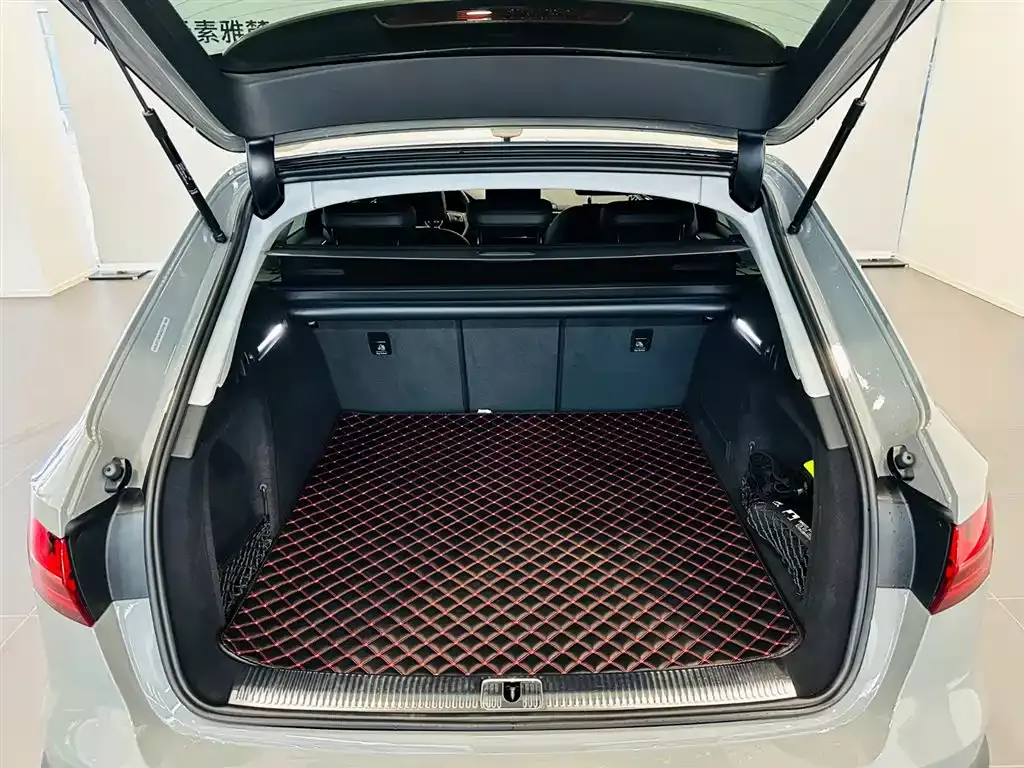 Audi A4 (Import) 2022 allroad quattro фото 6