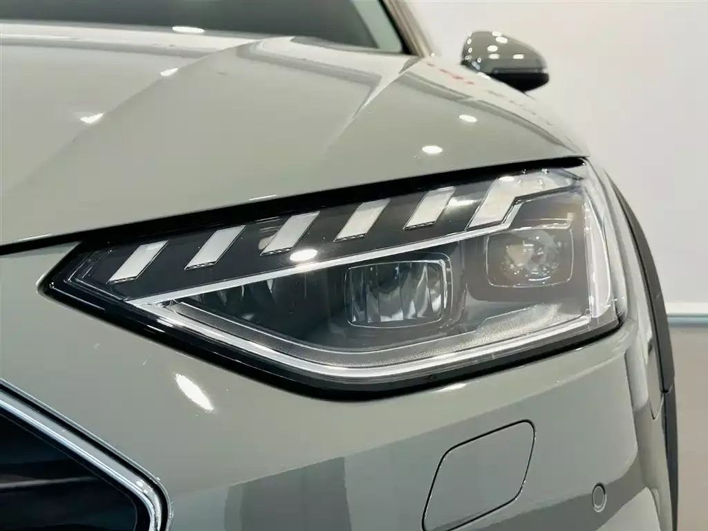 Audi A4 (Import) 2022 allroad quattro фото 12