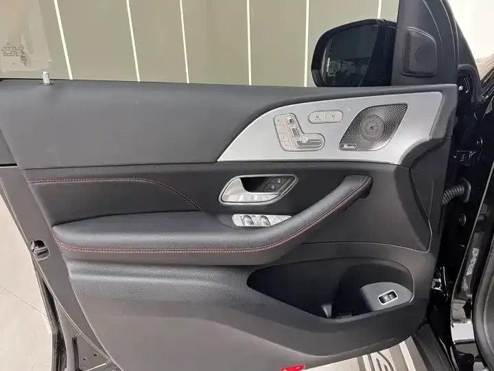 Mercedes-Benz GLE AMG 2025 Facelift AMG GLE 53 4MATIC+ фото 9