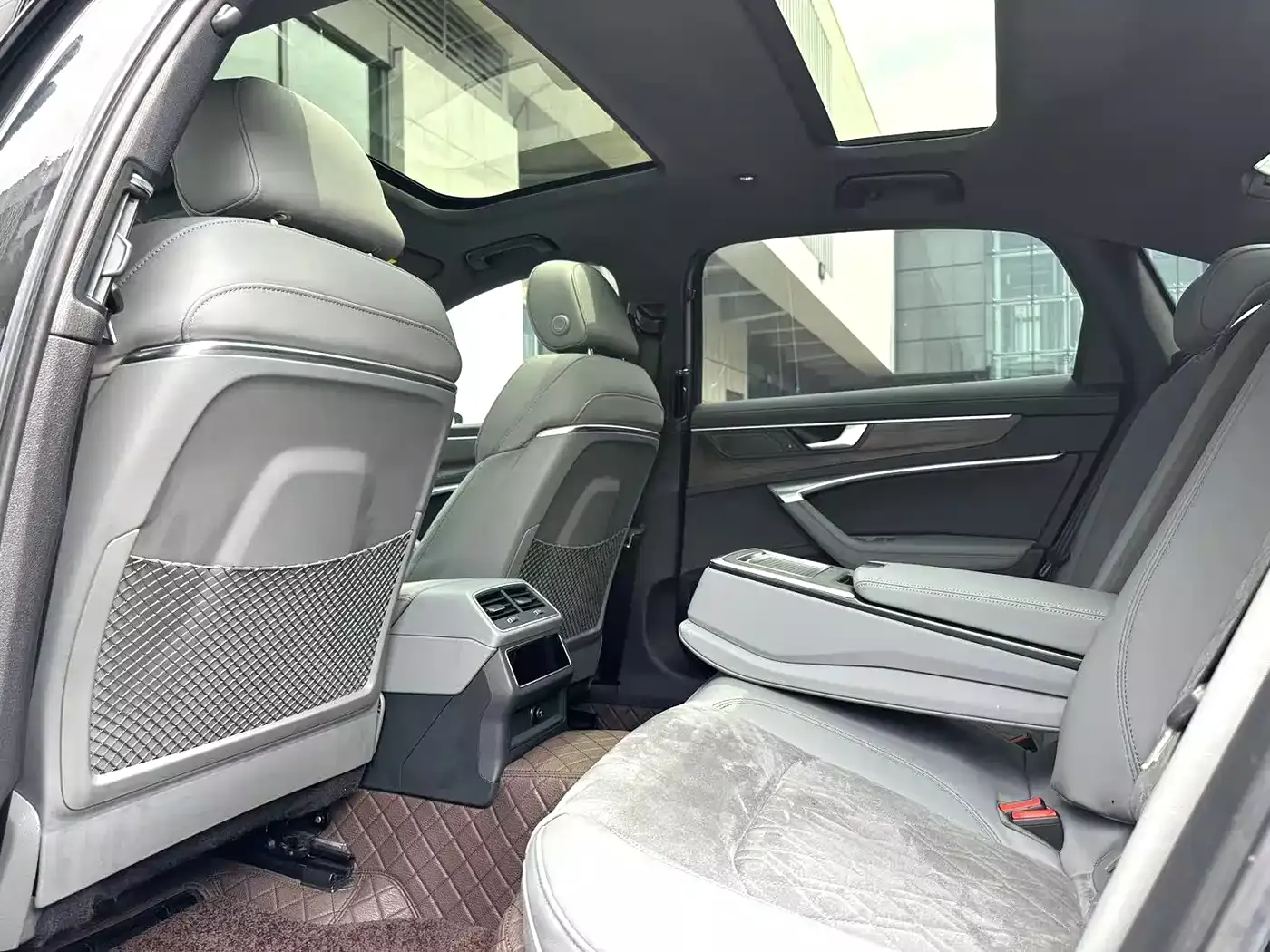 Audi A6L 2020 55 TFSI quattro Exclusive Dynamic фото 8