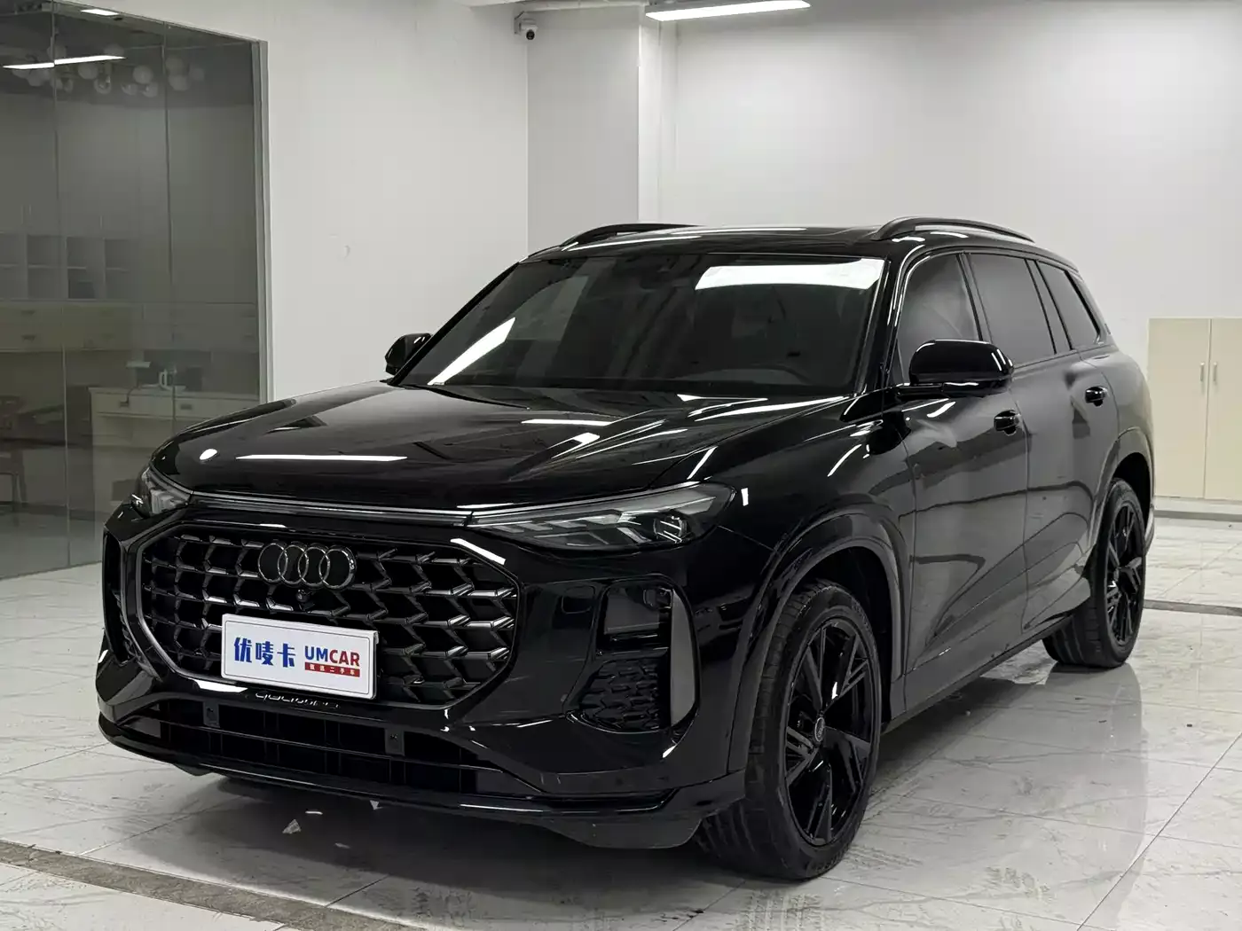Audi Q6 2024 45 TFSI quattro Black Warrior Edition 6-seater