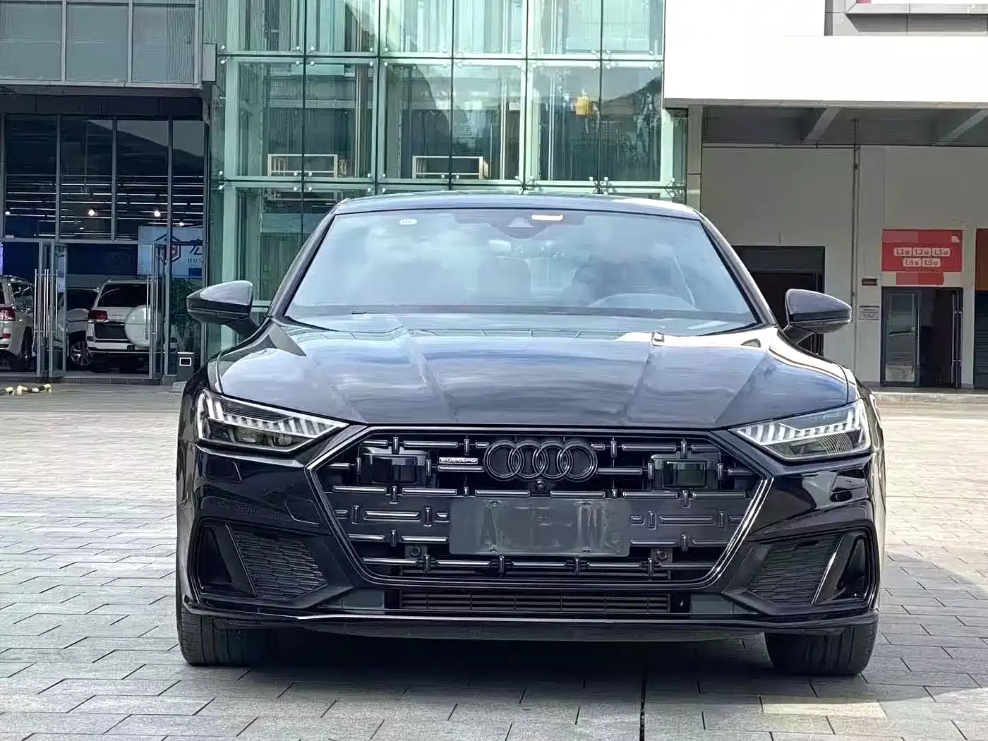 Audi A7L 2024 45 TFSI quattro Black Warrior Edition фото 2