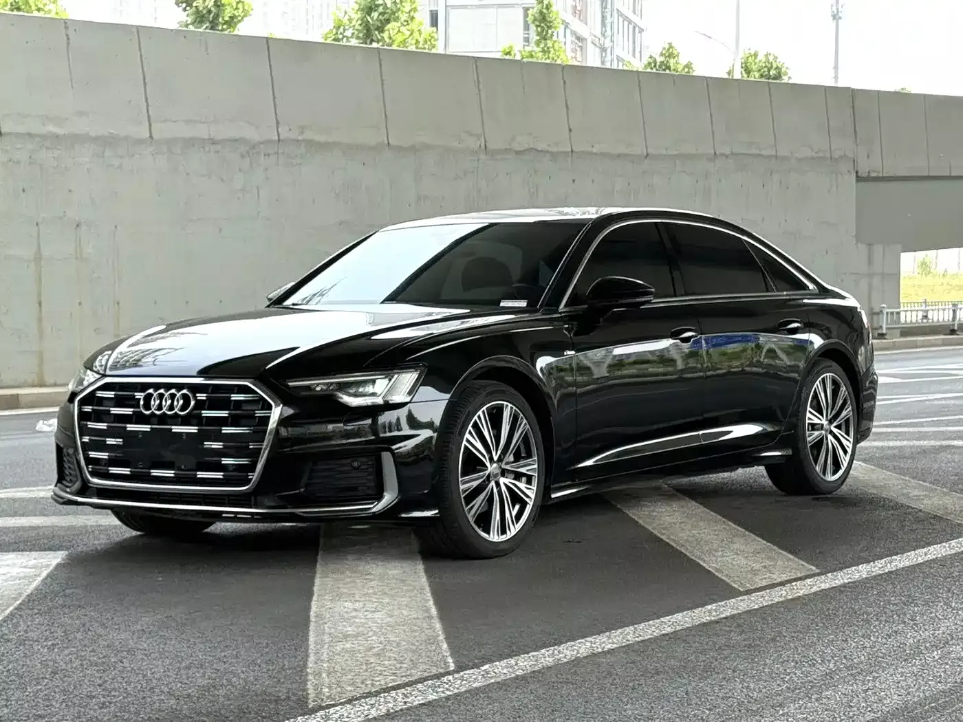 Audi A6L 2021 45 TFSI Exclusive Sport