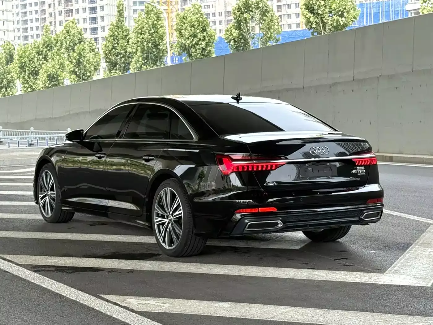 Audi A6L 2021 45 TFSI Exclusive Sport фото 12