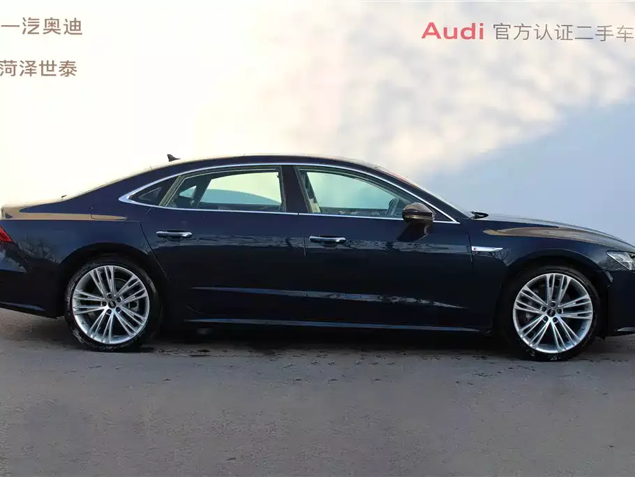 Audi A7L 2025 Model Year 45 TFSI quattro Premium фото 2