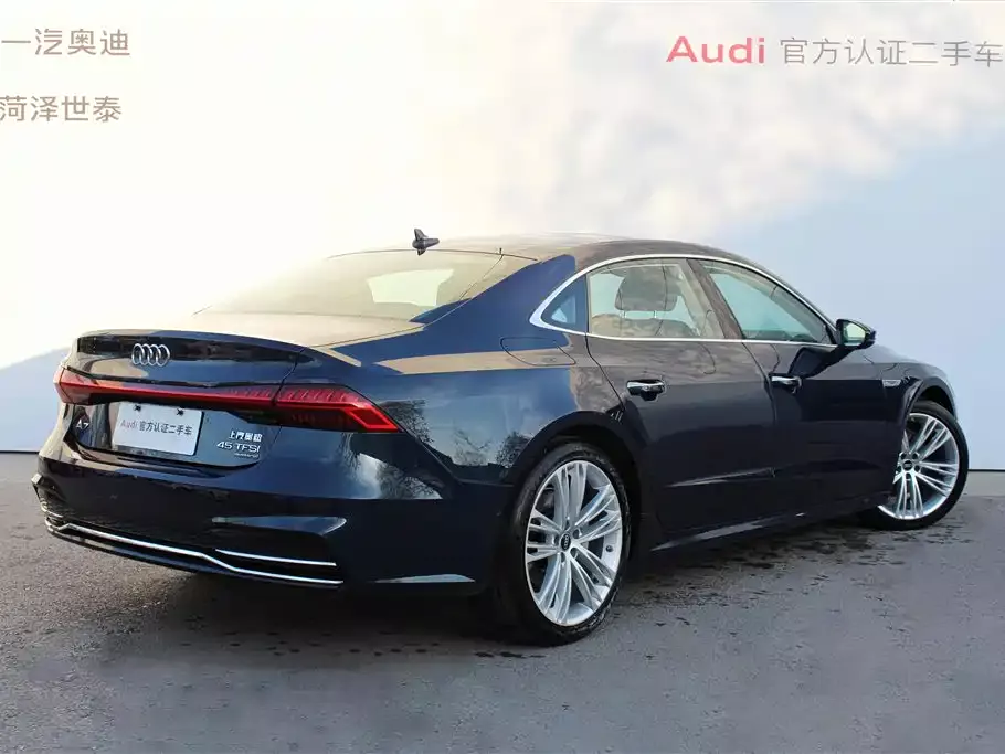 Audi A7L 2025 Model Year 45 TFSI quattro Premium фото 3