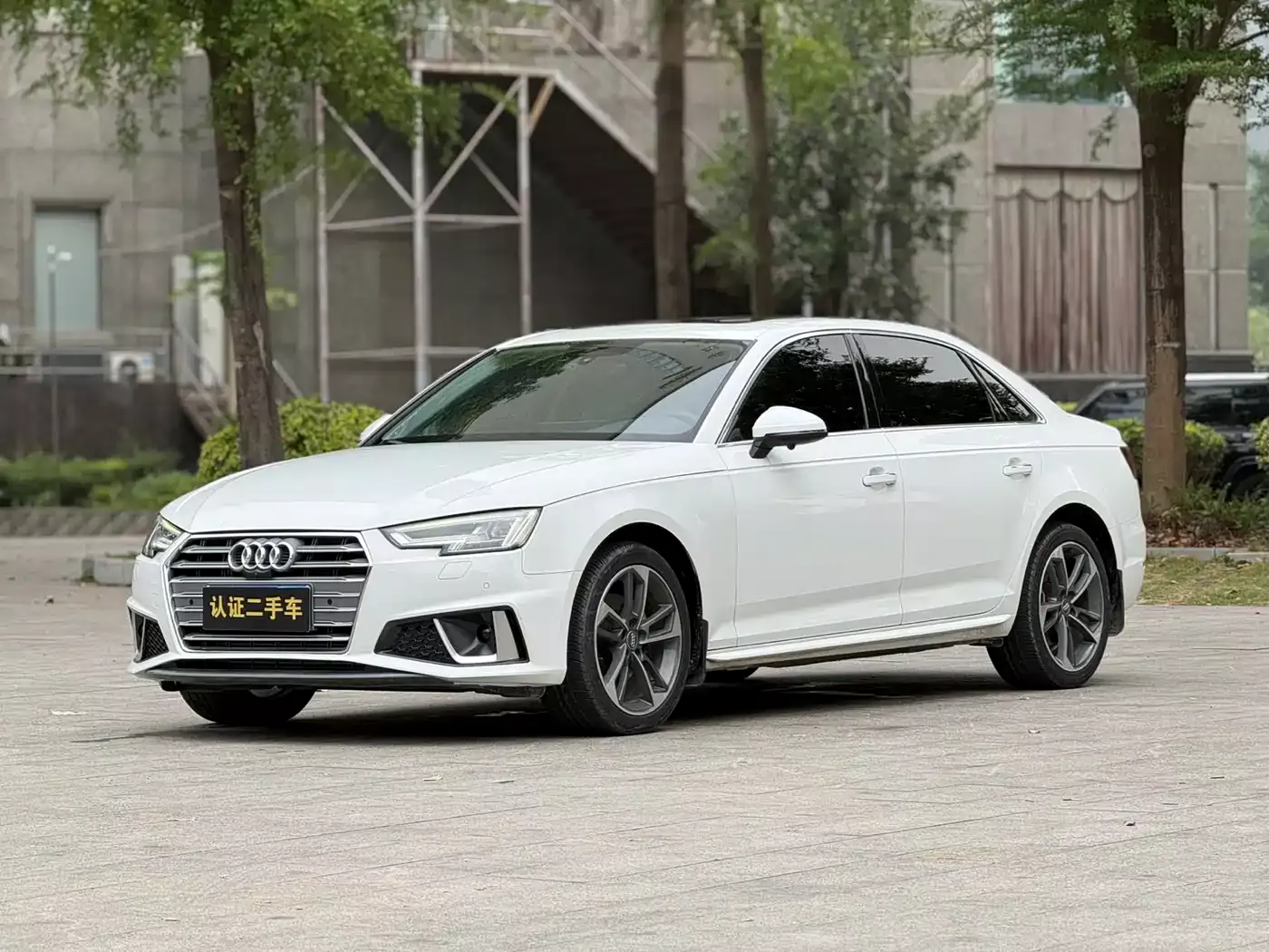 Audi A4L 2018 30th Anniversary 40 TFSI Progressive