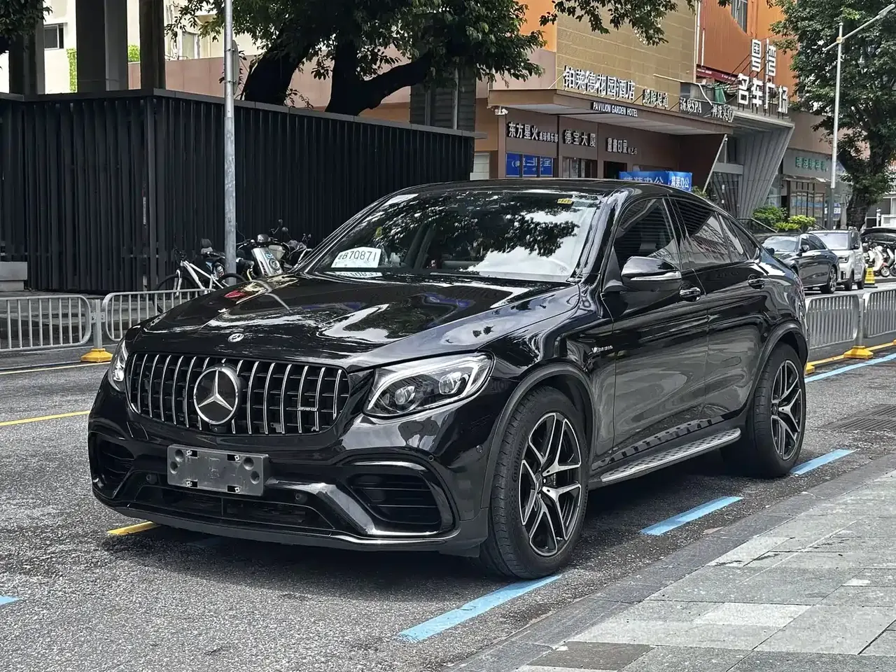 Mercedes-Benz GLC Coupe AMG 2018 AMG GLC 63 4MATIC+ Coupe SUV