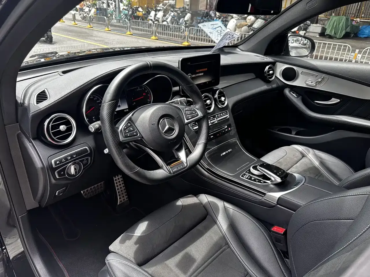 Mercedes-Benz GLC Coupe AMG 2018 AMG GLC 63 4MATIC+ Coupe SUV фото 4