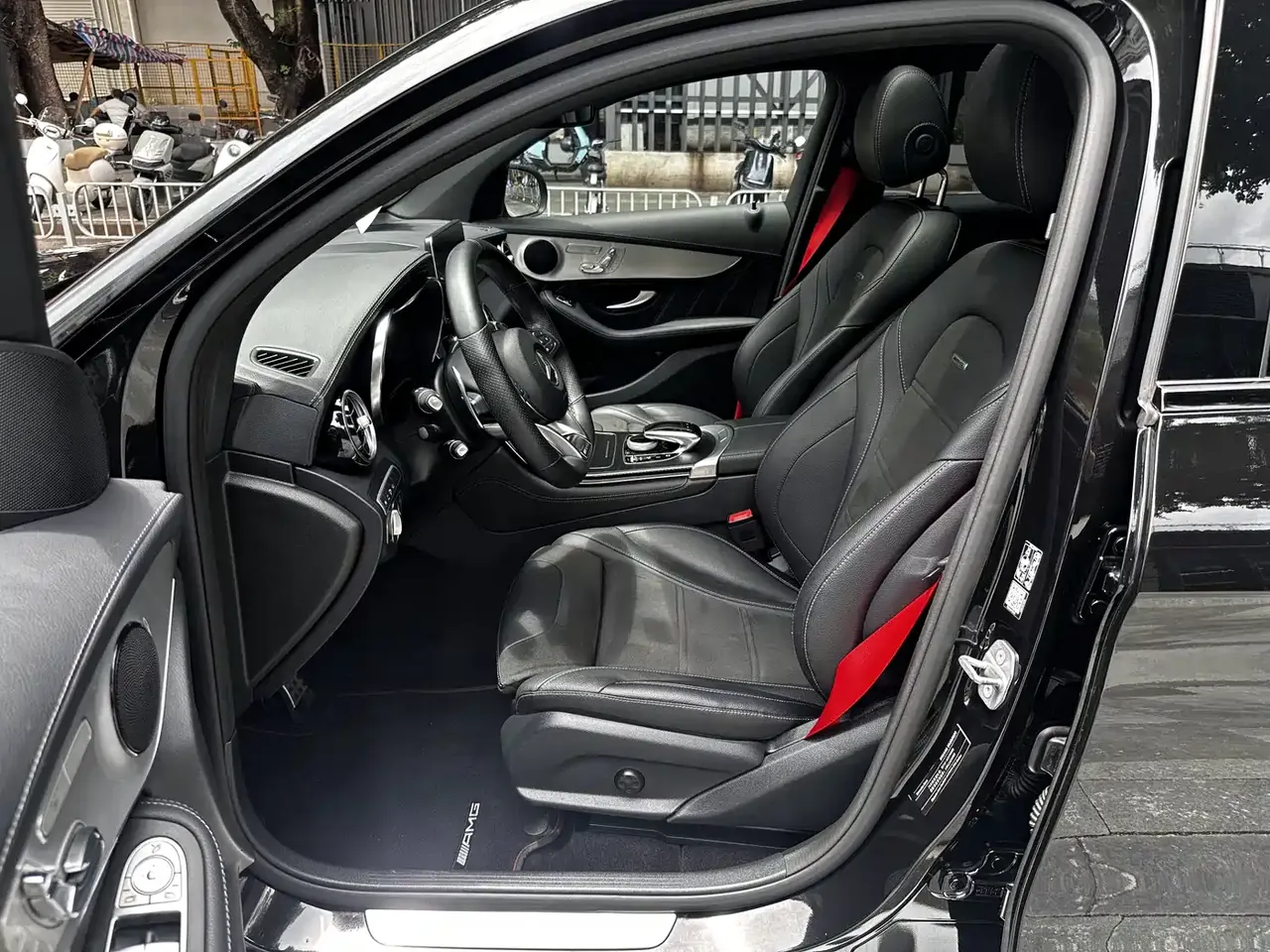 Mercedes-Benz GLC Coupe AMG 2018 AMG GLC 63 4MATIC+ Coupe SUV фото 5