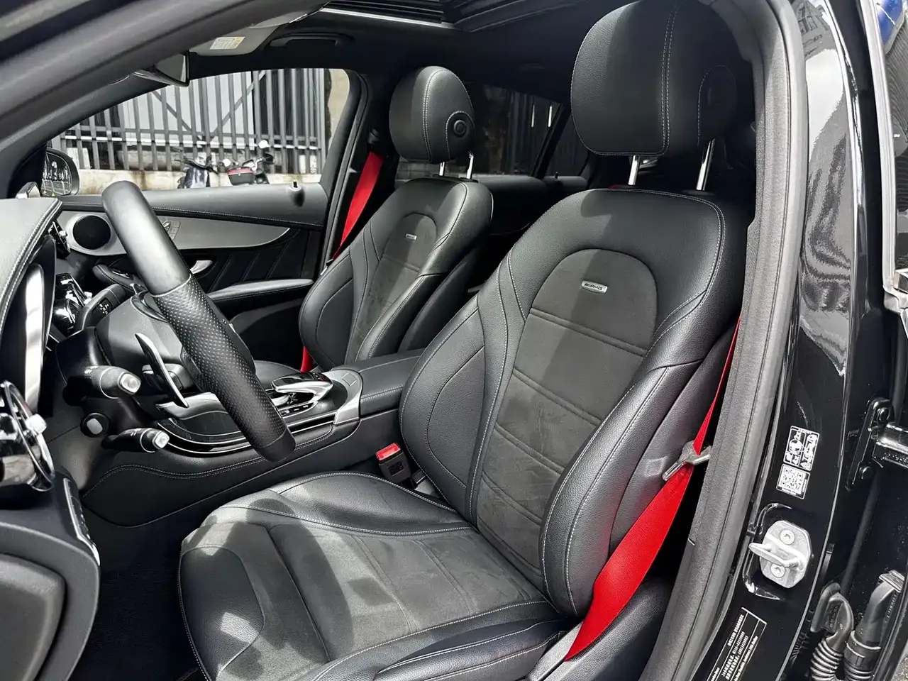 Mercedes-Benz GLC Coupe AMG 2018 AMG GLC 63 4MATIC+ Coupe SUV фото 6