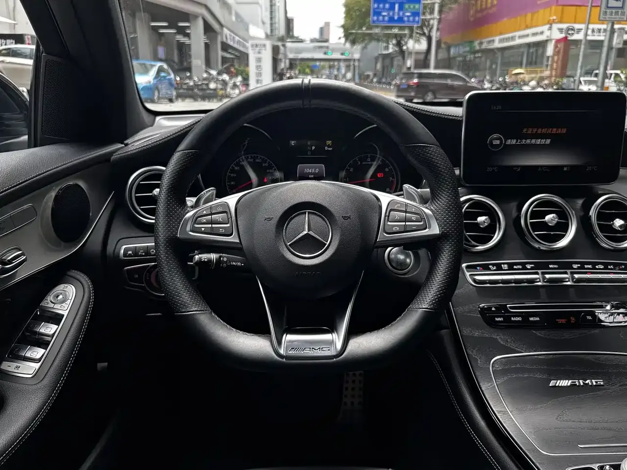 Mercedes-Benz GLC Coupe AMG 2018 AMG GLC 63 4MATIC+ Coupe SUV фото 10