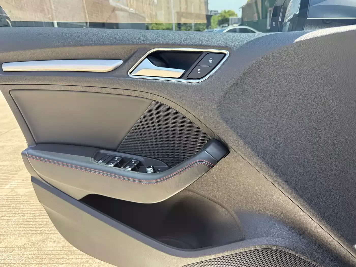 Audi S3 2019 Audi S3 2.0T Limousine фото 4