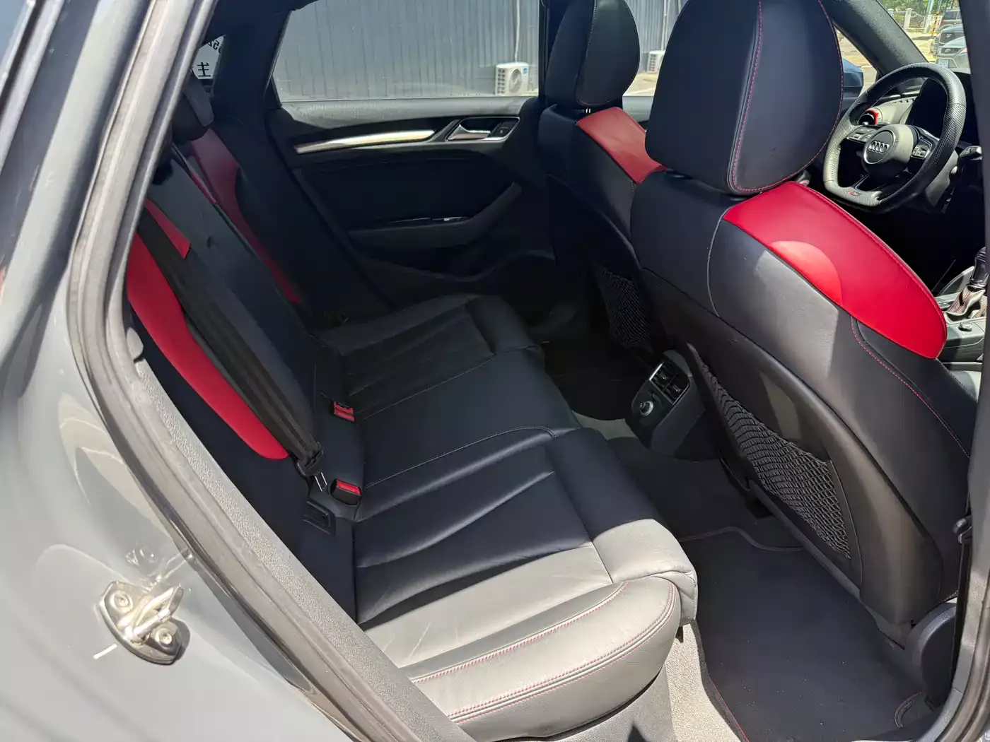 Audi S3 2019 Audi S3 2.0T Limousine фото 12