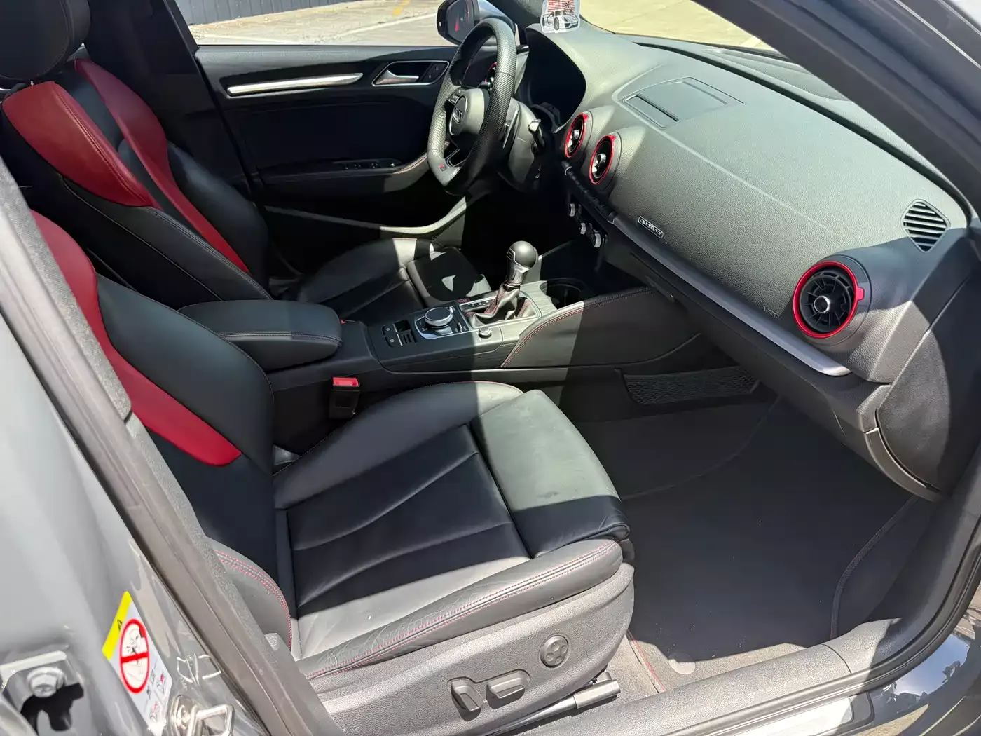 Audi S3 2019 Audi S3 2.0T Limousine фото 13