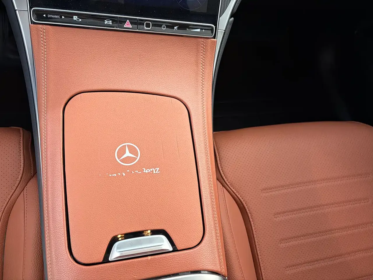 Mercedes-Benz GLC 2024 GLC 260 L 4MATIC Luxury 5-seater фото 8