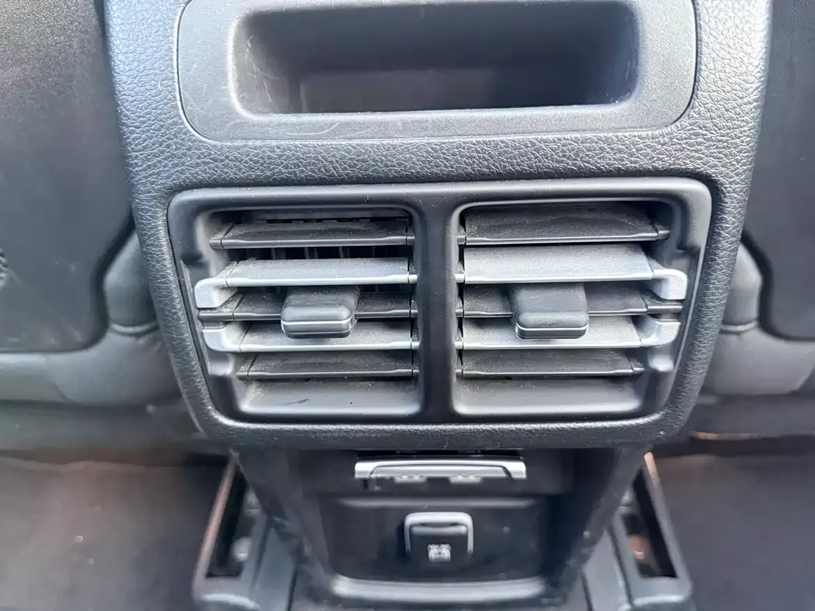 Jeep Commander PHEV 2020 2.0T Plug-in Hybrid Premium Edition фото 19