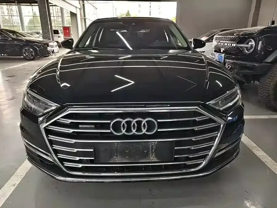Audi A8 2021 A8L 50 TFSI quattro Comfort фото 2