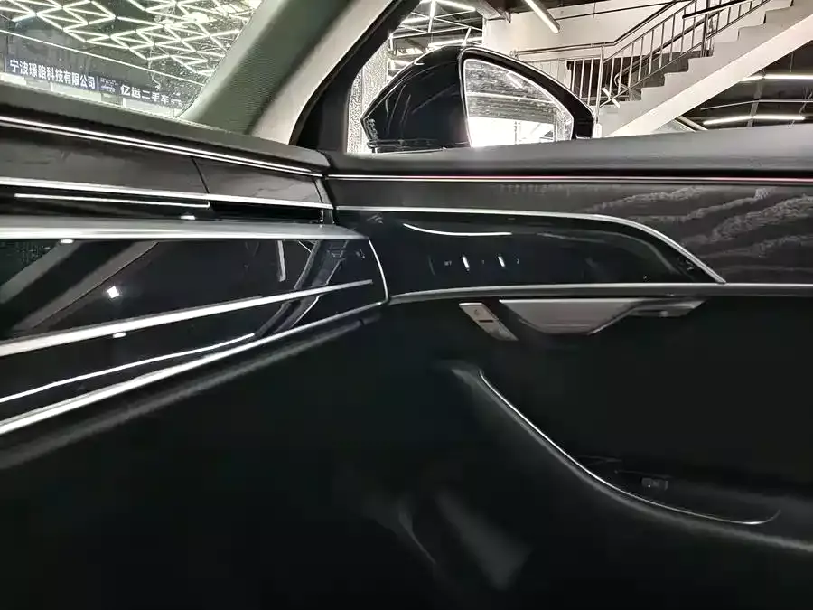 Audi A8 2021 A8L 50 TFSI quattro Comfort фото 14
