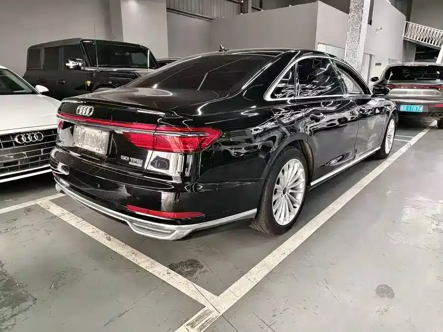 Audi A8 2021 A8L 50 TFSI quattro Comfort фото 16