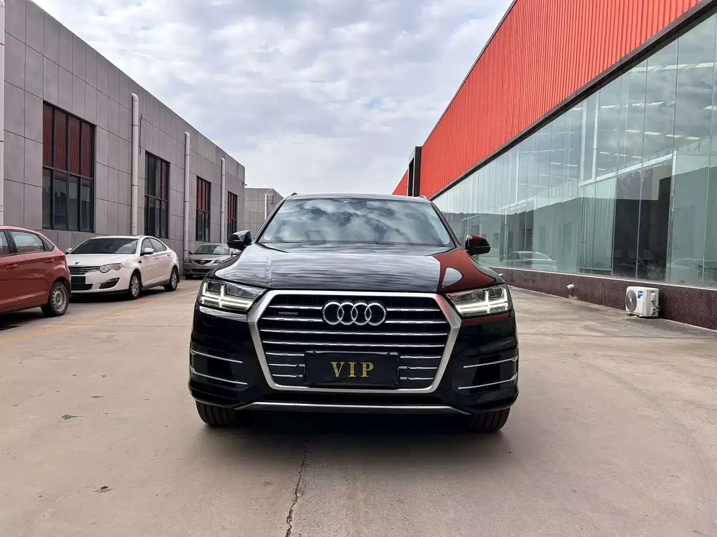 Audi Q7 2019 55 TFSI Technology фото 2