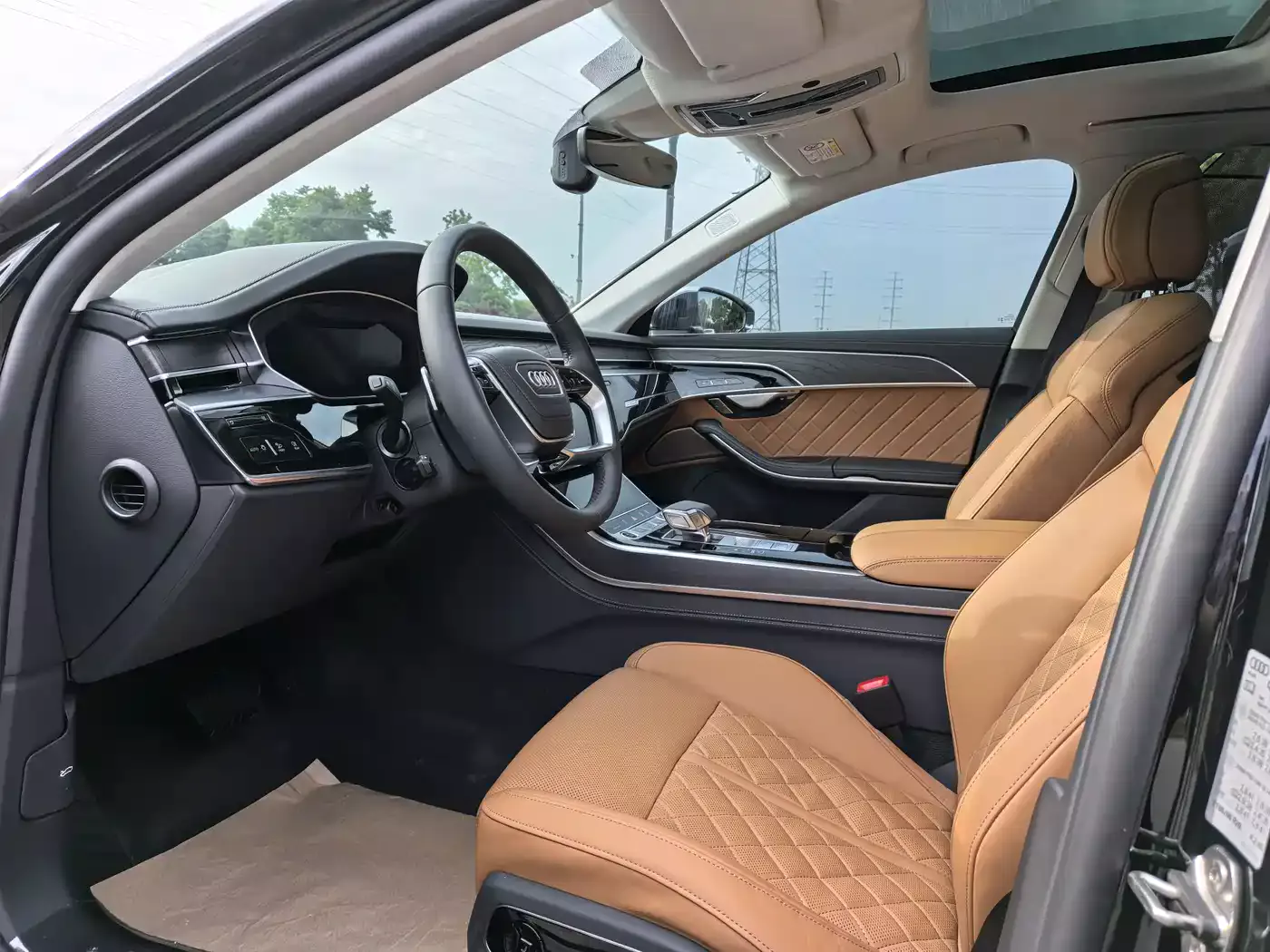 Audi A8 2025 A8L Horch Founder Edition 55TFSI фото 8