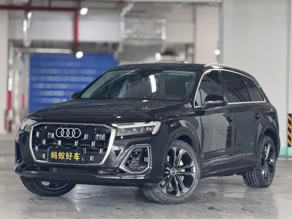 Audi Q7 2024 55 TFSI quattro S line Sport