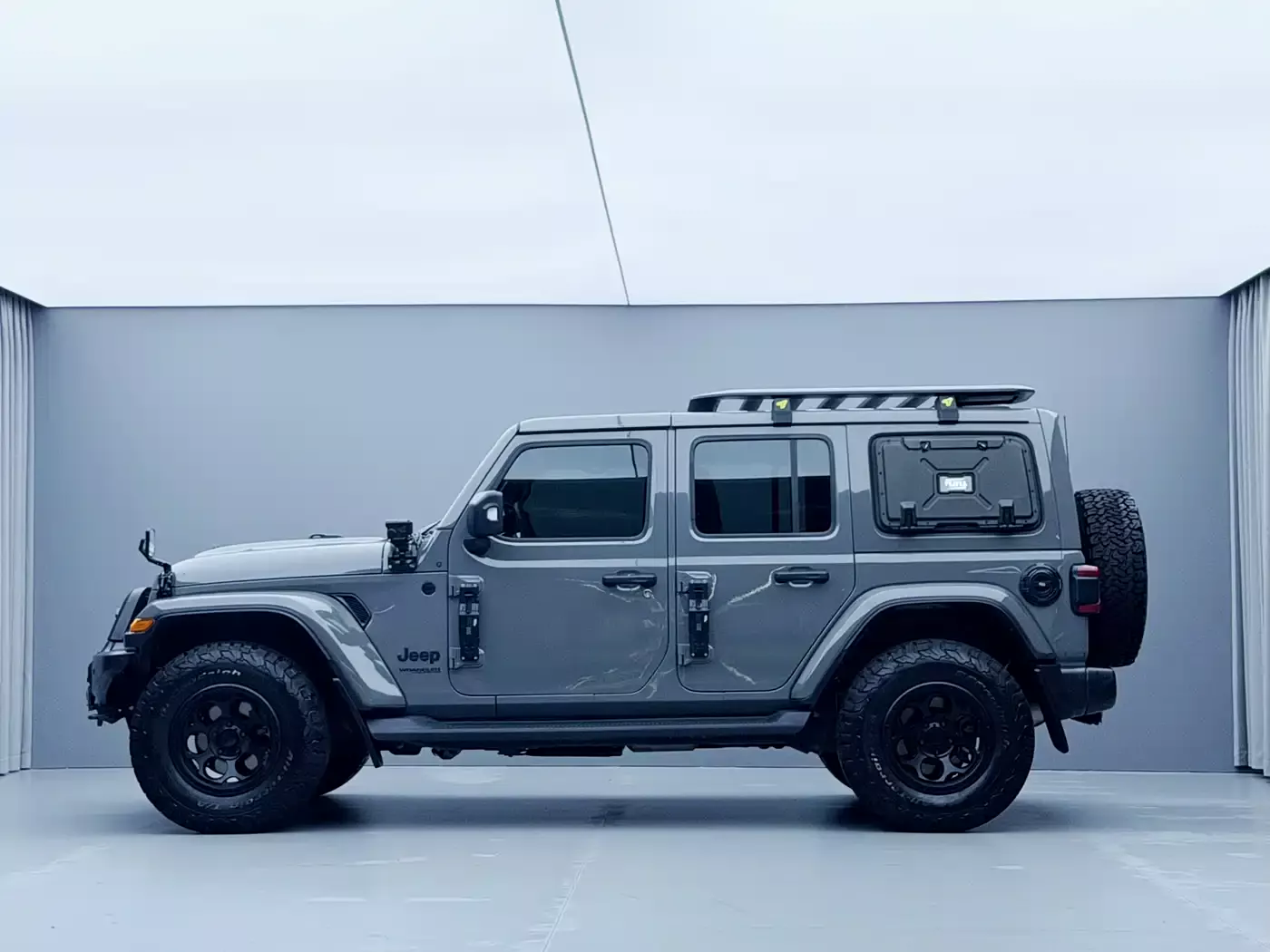 Jeep Wrangler 2022 2.0T Highland 4-Door фото 9