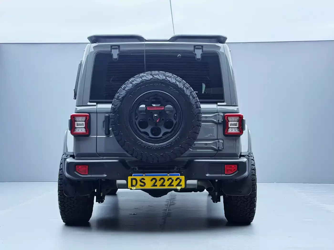 Jeep Wrangler 2022 2.0T Highland 4-Door фото 11