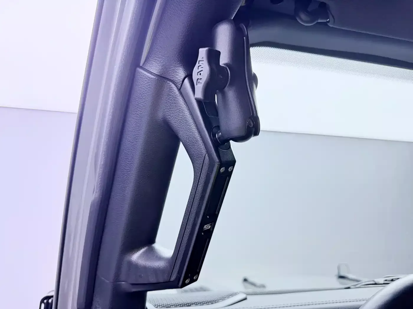 Jeep Wrangler 2022 2.0T Highland 4-Door фото 16